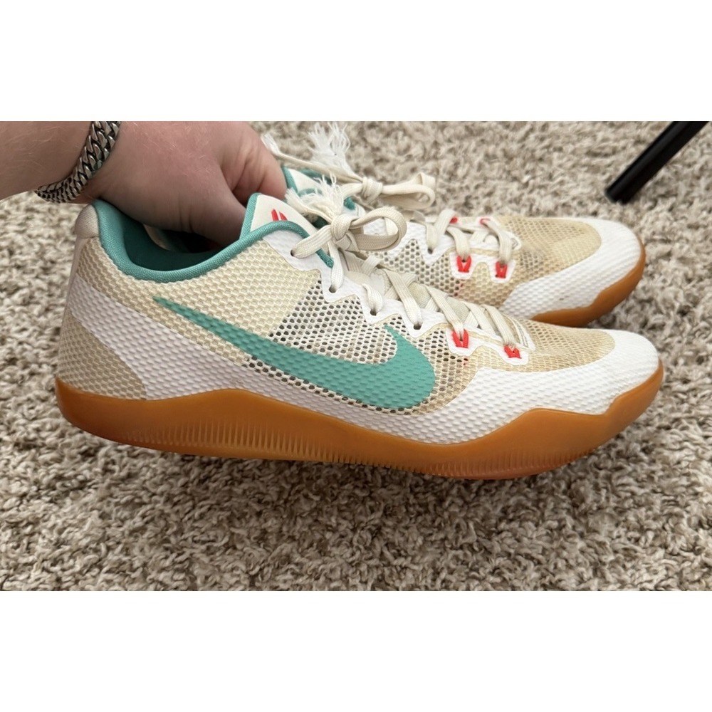 Size 10 - Nike Kobe 11 EM Low Summer 2016 Miami White Teal‎ 836183-103
